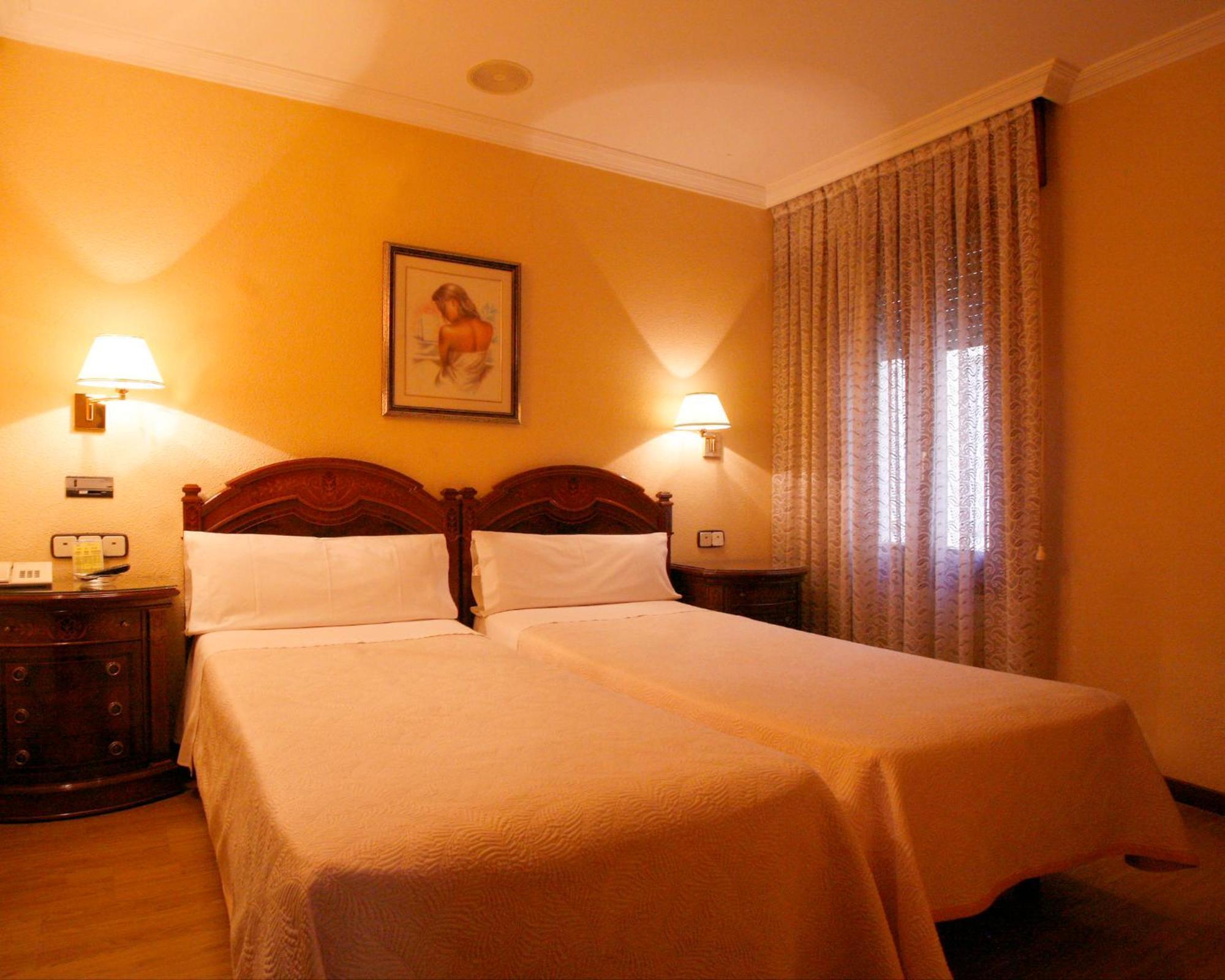 Hostal Victoria III Madrid Eksteriør bilde