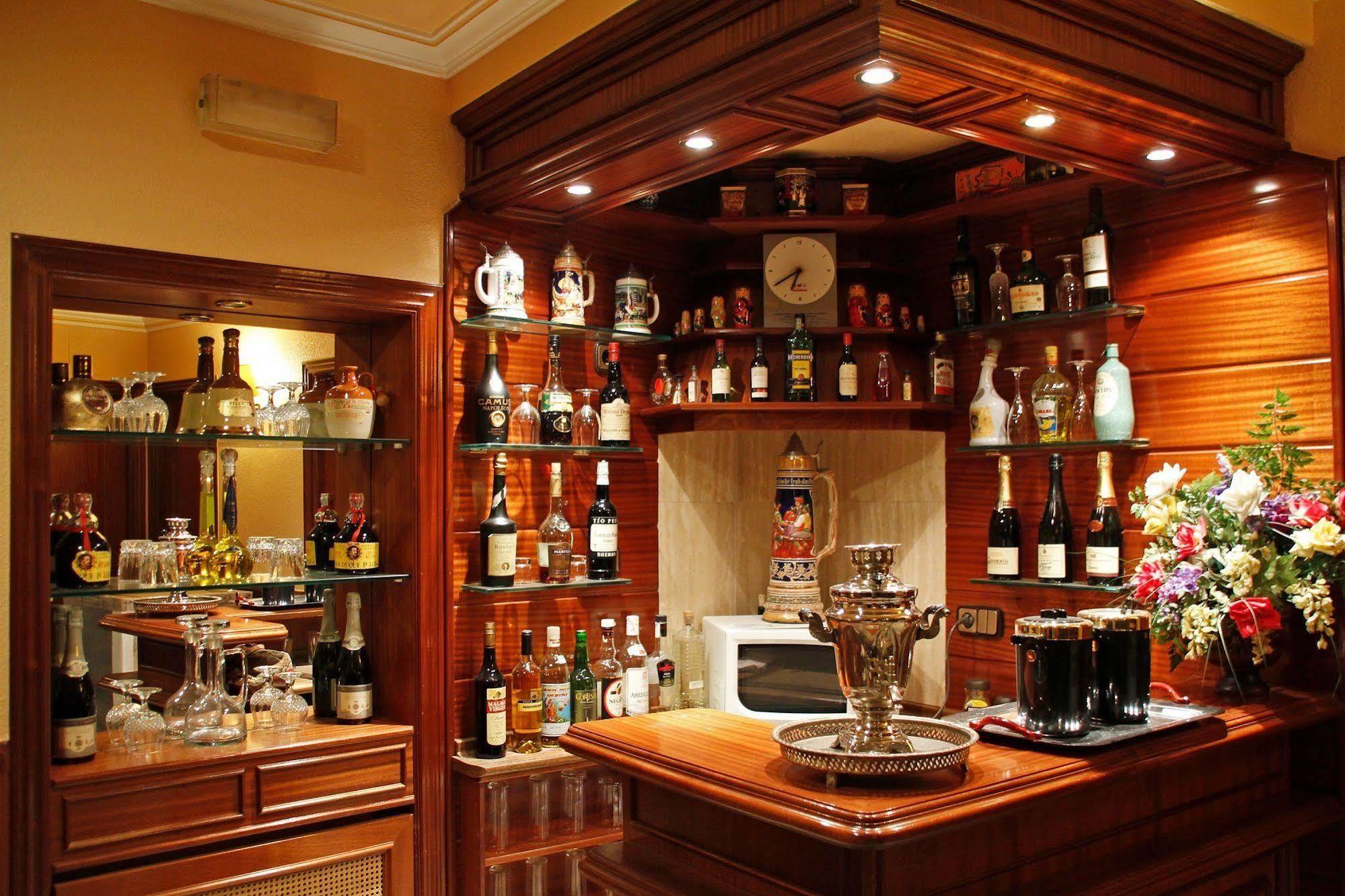 Hostal Victoria III Madrid Eksteriør bilde